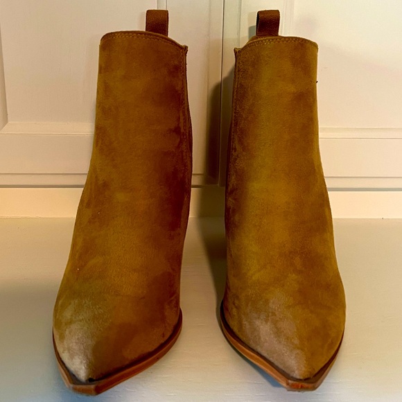 Point toe slip on ankle boots - Picture 4 of 10